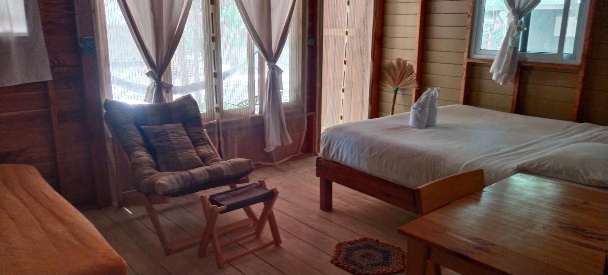 Lazy Hut Hotel Koh Phayam Exterior photo