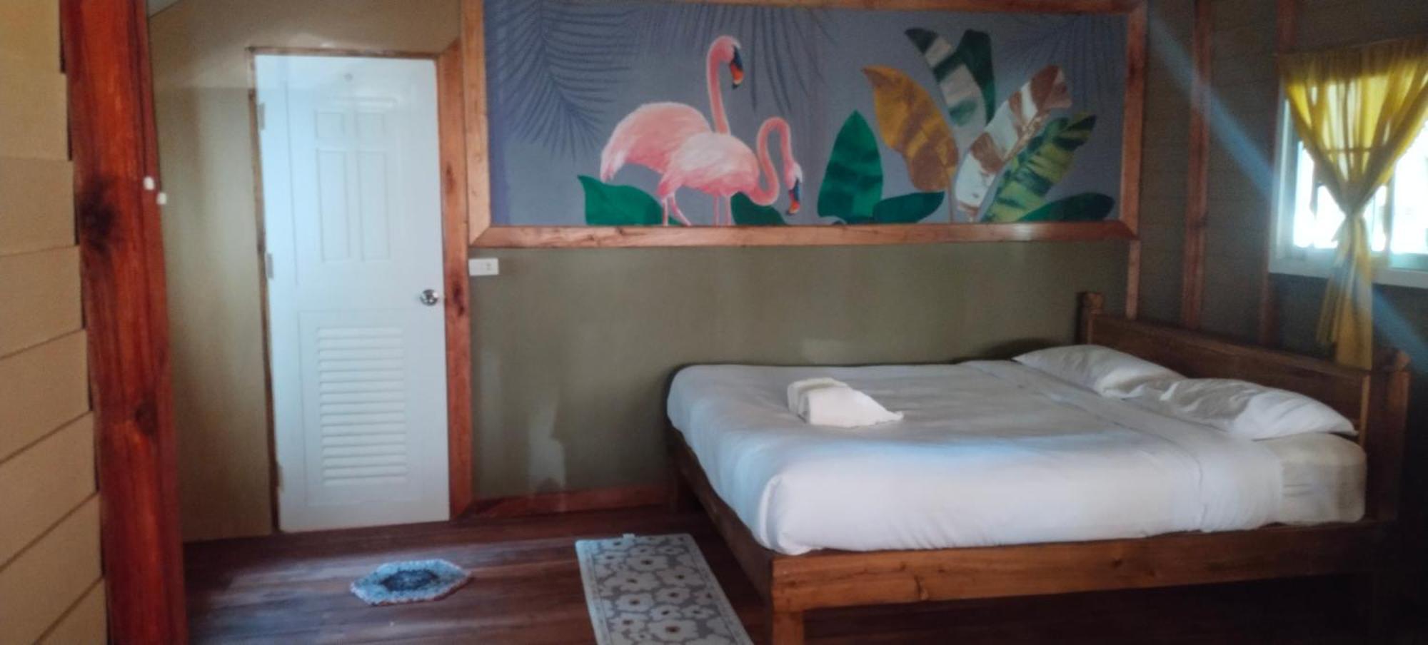 Lazy Hut Hotel Koh Phayam Exterior photo