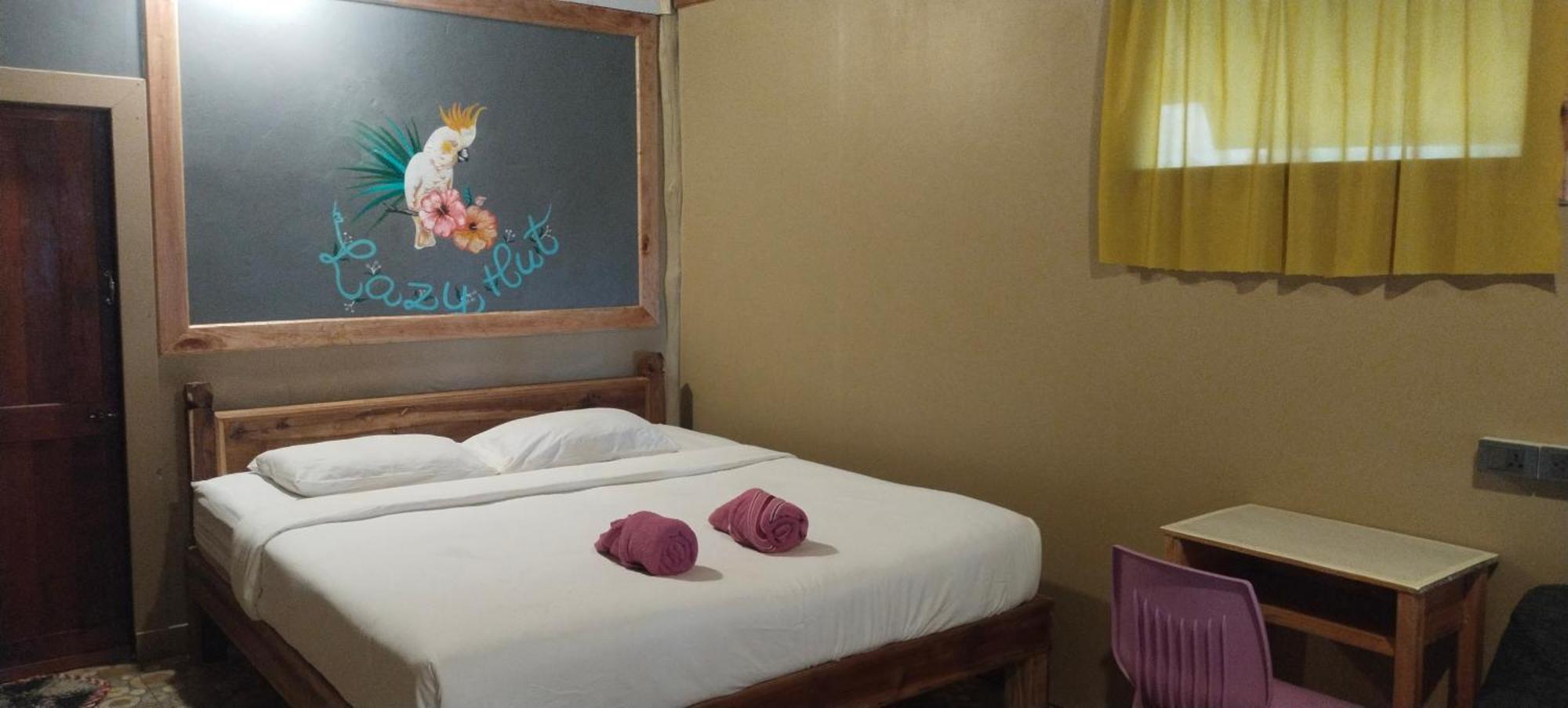 Lazy Hut Hotel Koh Phayam Exterior photo
