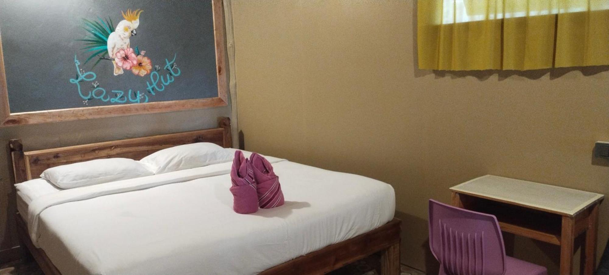 Lazy Hut Hotel Koh Phayam Exterior photo